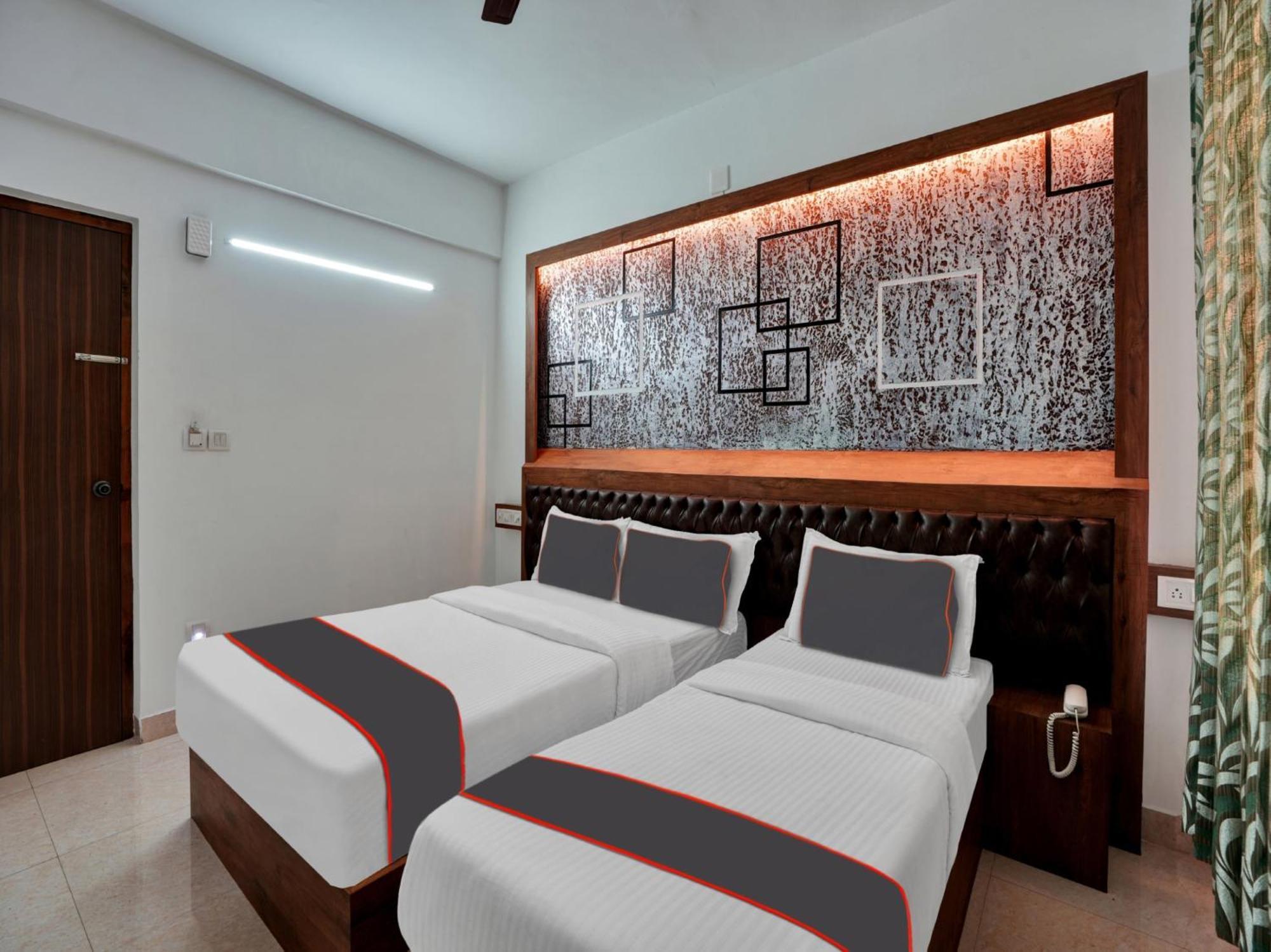 B Six Hotel Бенґалуру Екстер'єр фото