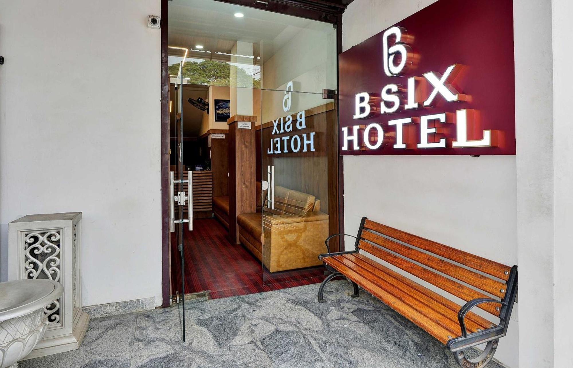 B Six Hotel Бенґалуру Екстер'єр фото